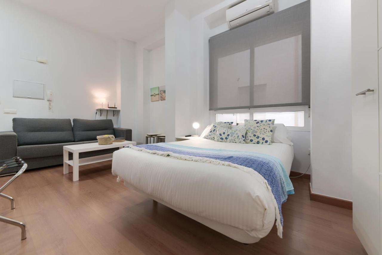 Holidays2Malaga Carreteria 97 Loft High Speed Wifi Exterior photo